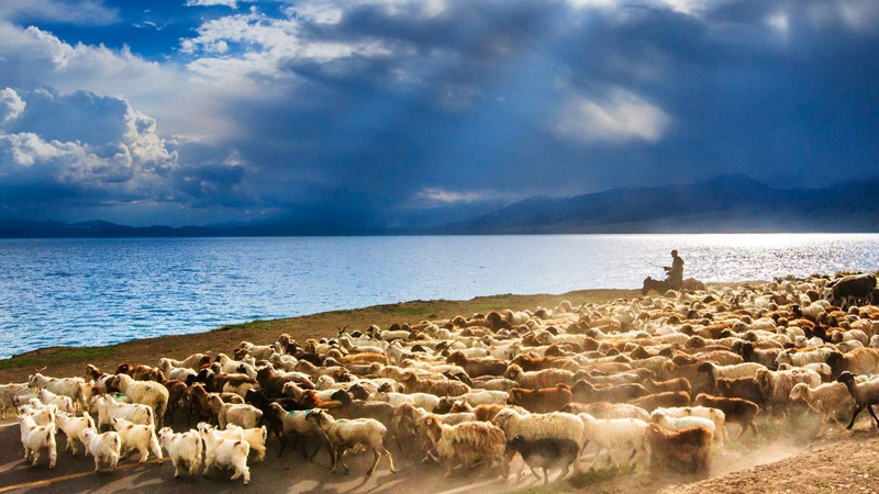 Sarym Lake